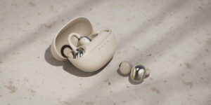 DEFUNC_OPEN_STILLIFE_BEIGE